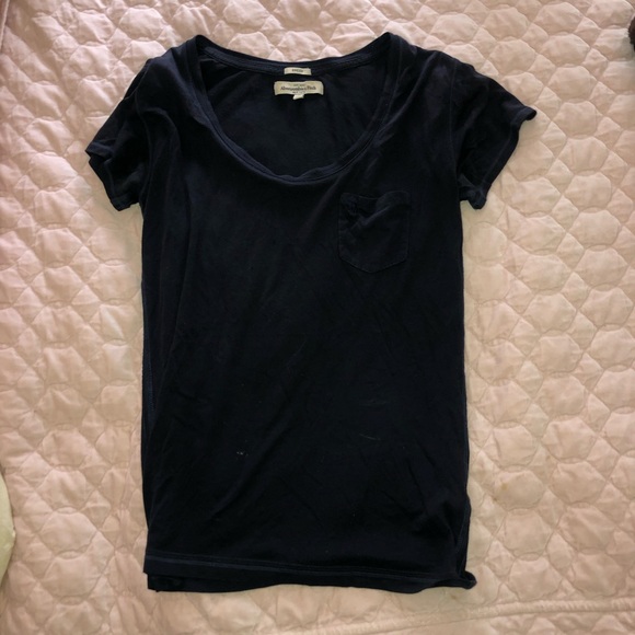 Medium Abercrombie & Fitch U-Neck Shirt - Picture 2 of 3